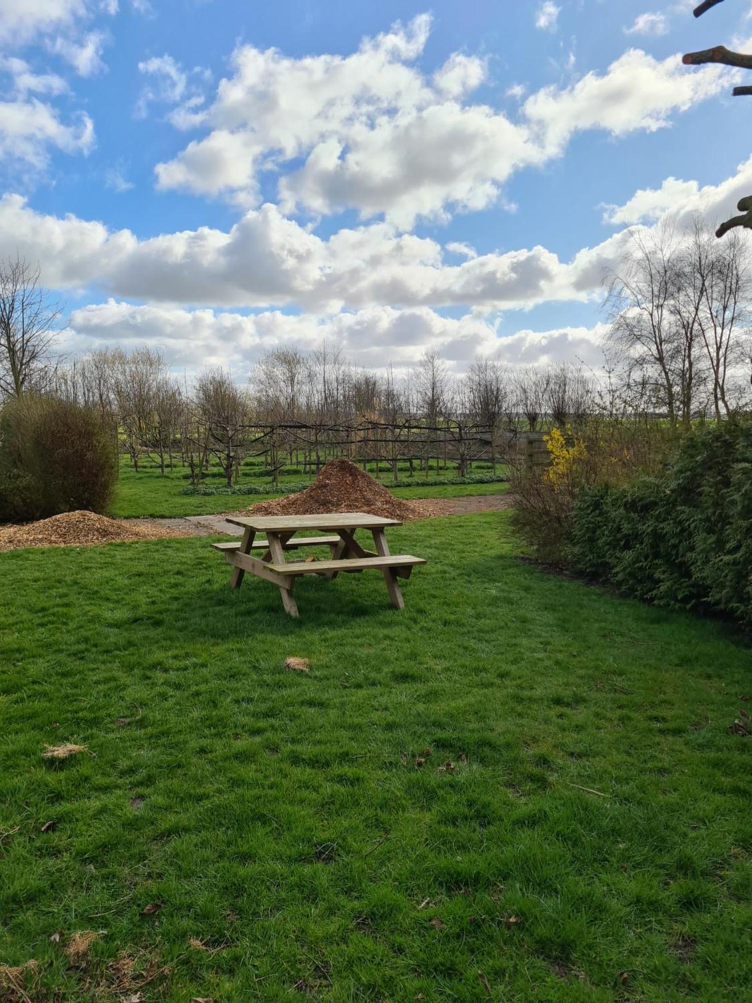 B&B Aan De Fjildwei Rinsumageest ภายนอก รูปภาพ